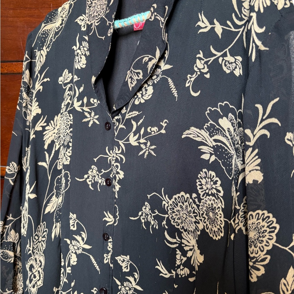 JM Collection Black Blouse with Cream Floral Print